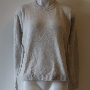 THREADS OF PRIVILEGE GRAY SWEATER SZ S*